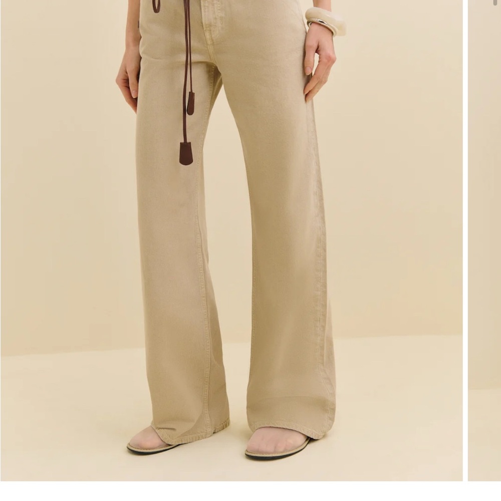 Reformation Cary low rise, slouchy wide leg jeans - sand dollar - Picture 5 of 7